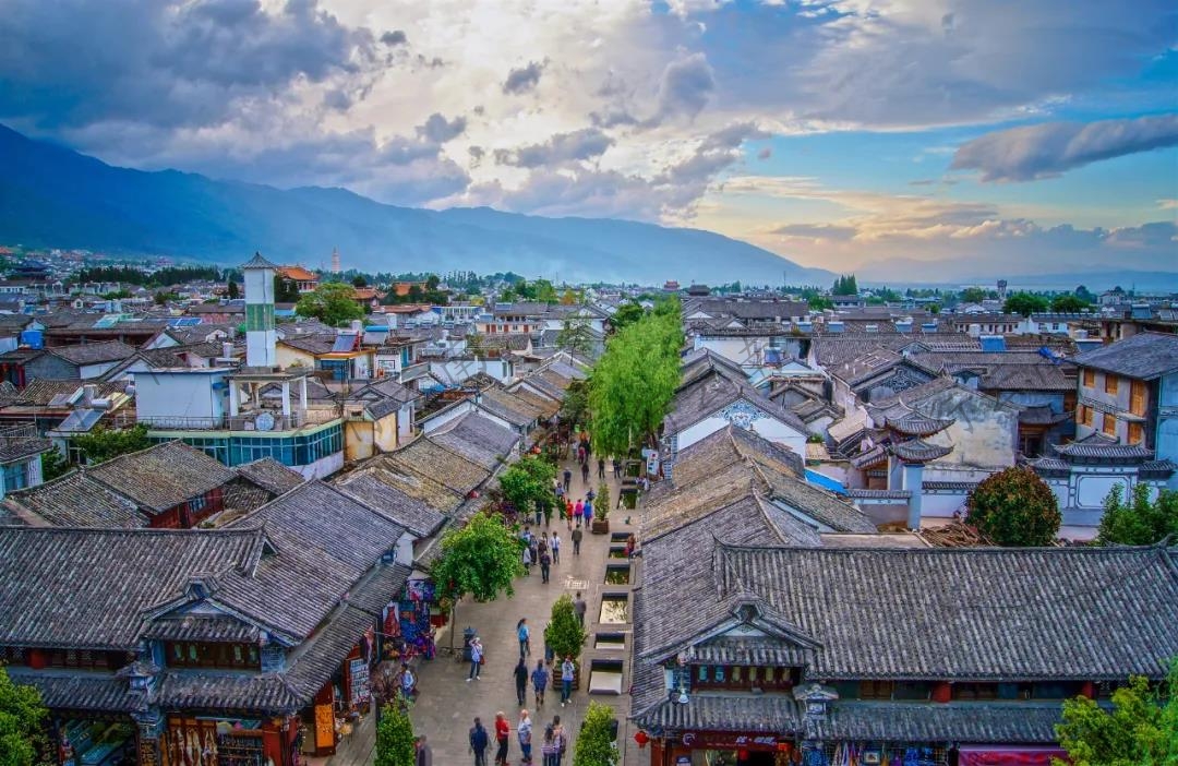 漫游·逛幾座古鎮(zhèn)，看煙火滿人間