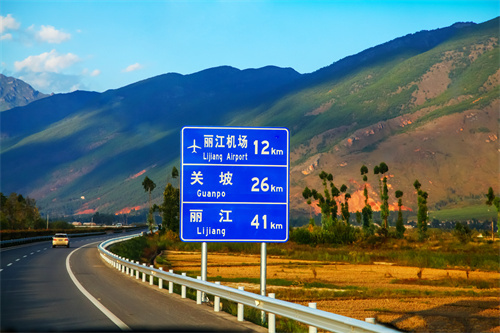 麗江文海，盛夏又美麗又涼快，美麗的夏季在麗江度過！