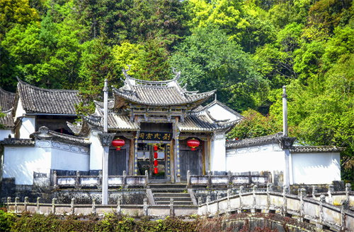 到云南旅游你知道有哪些美食值得我們嘗試嗎？